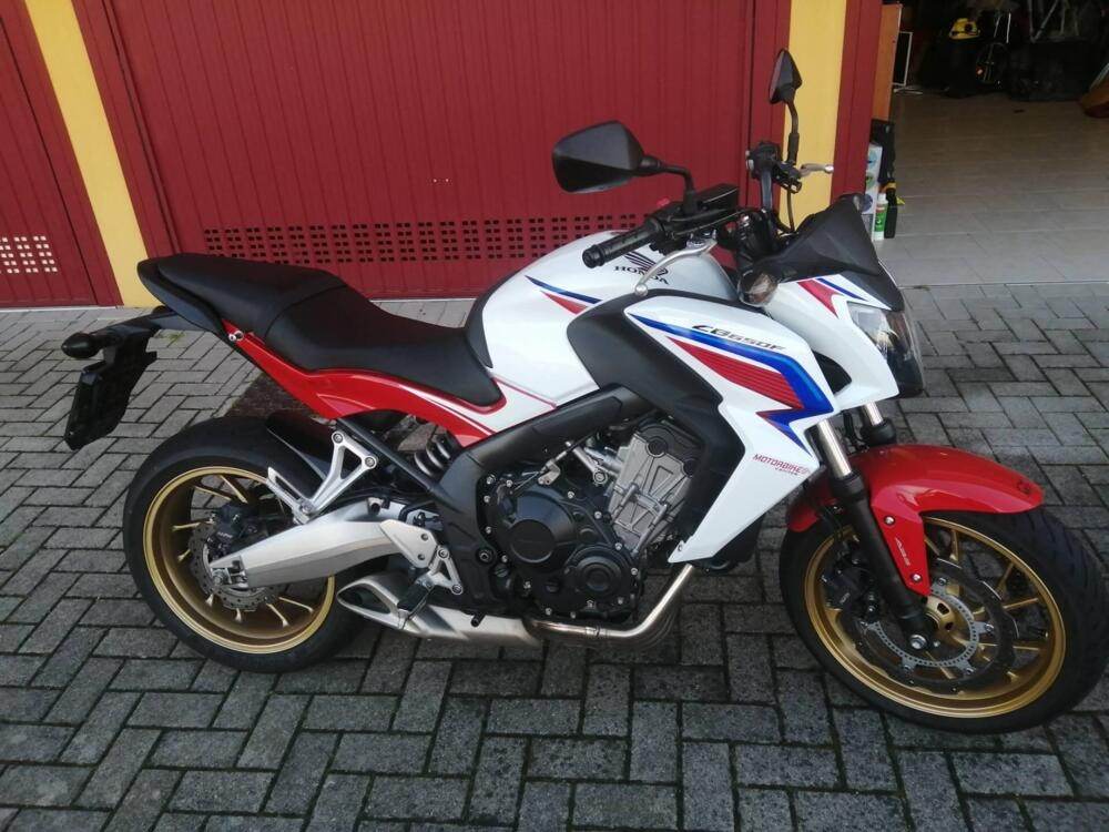Moto Honda CB650F