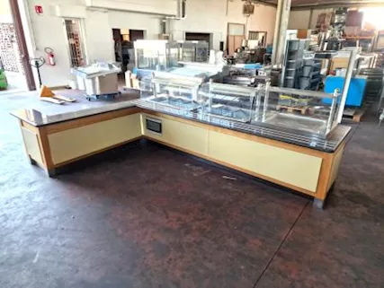 Arredo ristorante self-service completo usato, in legno massello - Foto 3