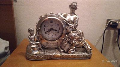 Orologio in stile Francese