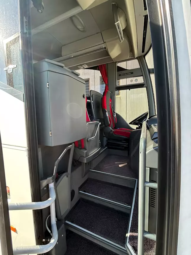 Foto 6EVOBUS GMBH MERCEDES BENZ Anno 2017 Km 470000 Euro 6, cerchi in lega