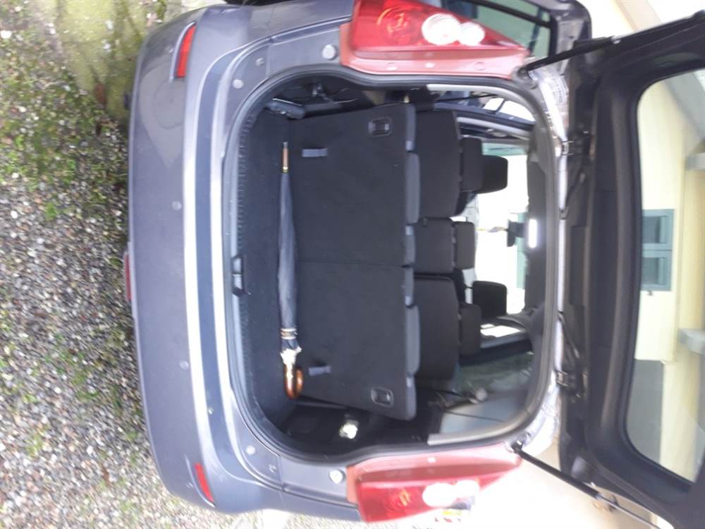 Mazda 5 7 posti Anno 2006 Km 215000 Station Wagon, in ottime condizioni - Foto 2