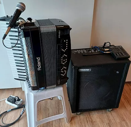 Fisarmonica roland FR-8x nero