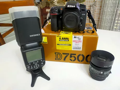 Nikon D7500 in garanzia Nital, 3mila scatti, 50mm 1.4