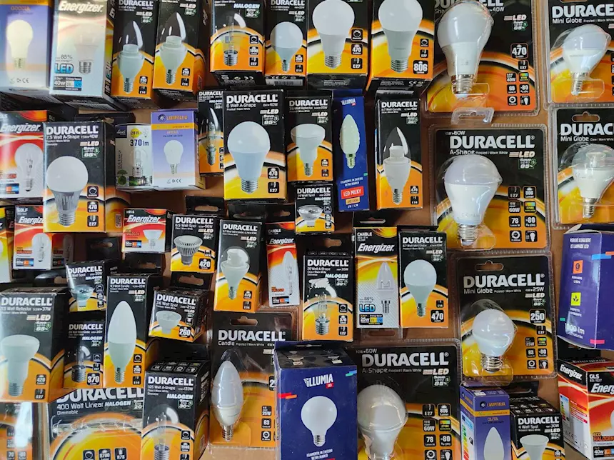 STOCK LAMPADINE NUOVE 50.000 PEZZI, marca Duracell