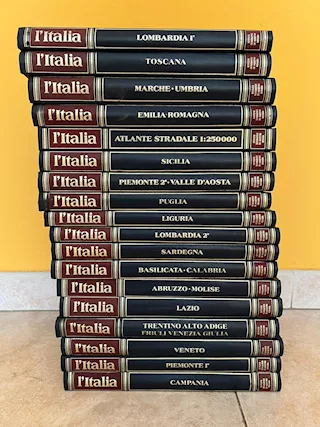Enciclopedia l'Italia in 18 volumi
