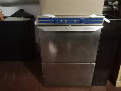 Lavabicchieri professionale usata