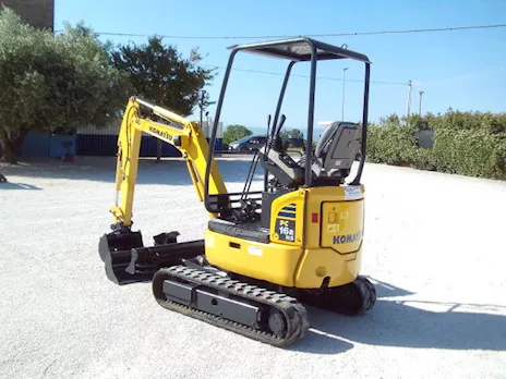 Miniescavatore Komatsu modello PC16R-3HS