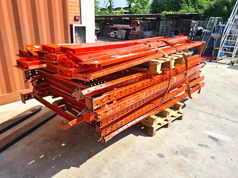 Correnti e spalle per pallet racking usate - Foto 2
