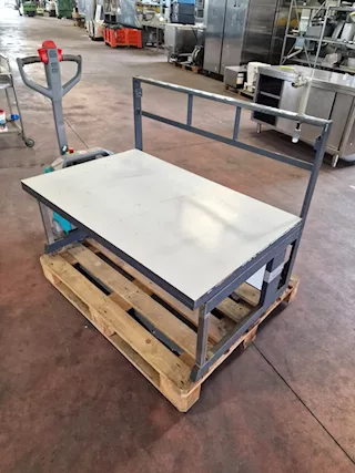 Base d'appoggio per cucine usata