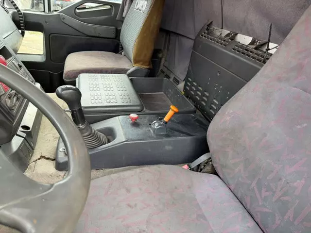 Foto 7Camion Marca Iveco Eurotech Cursor 260e43 scarrabile Anno 2001