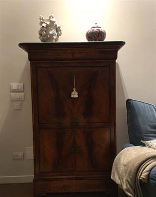 Secretaire metà 800