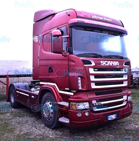 TRATTORE STRADALE SCANIA R500 V8