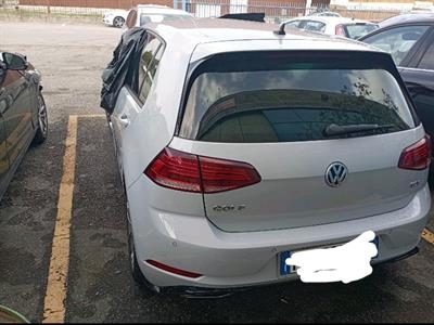 VW Golf 7 sinistrata - Anteprima 3