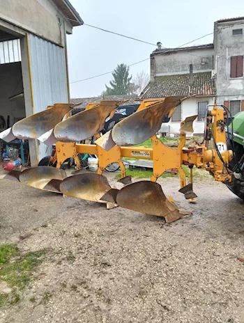 Trivomere entrosolco Moro 20 q.li