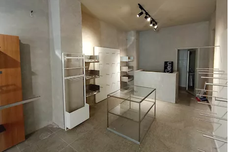 Espositore Accessori 45536, in ottime condizioni - Anteprima 2
