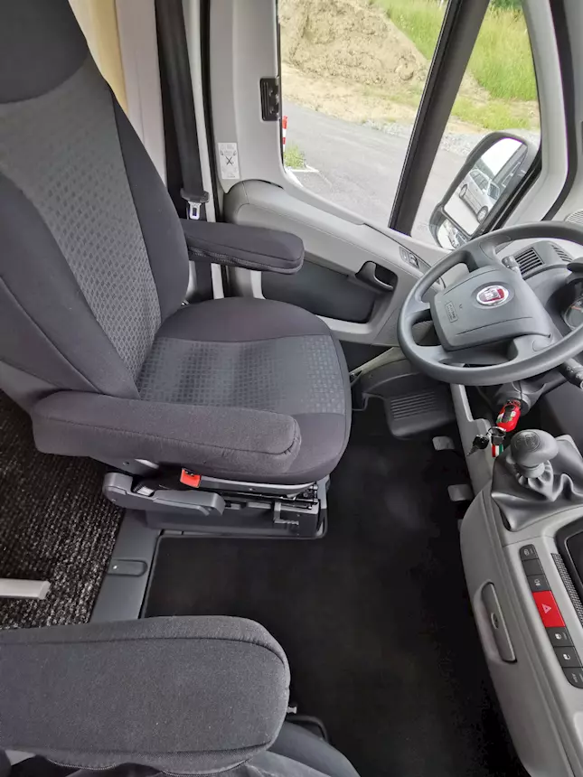 2011 Wohnmobil Fiat Ducato Roller Km 47000 Diesel Manuale, come nuovi - Foto 3
