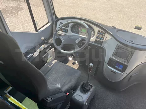 King Long XMQ6900, 2008, 37 posti, Euro 5 Km 850462, cambio: manuale - Anteprima 4