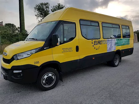 Scuolabus Euro 6 da 19 a 36 pax