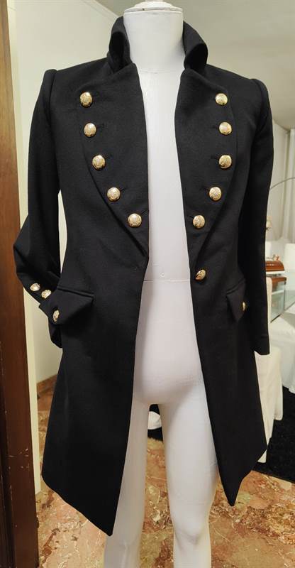 Cappotto Adele Fado con bottoni araldici
