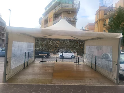 Gazebo completo tranne la chiusura davanti 5×5 antivento e a
