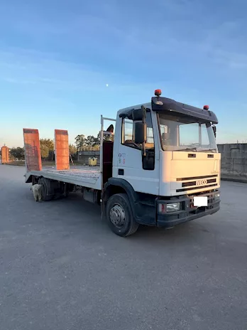 Iveco Eurocargo 130E18 pianale con rampe