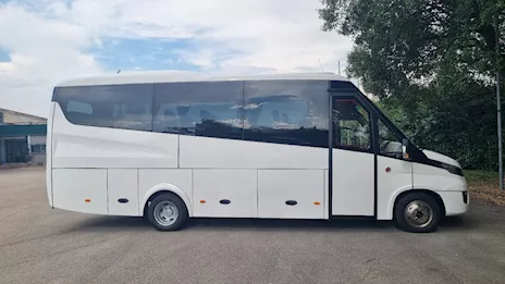 Ibis Maxi Euro 6 Marca Iveco Anno 2017, cambio manuale - Anteprima 3