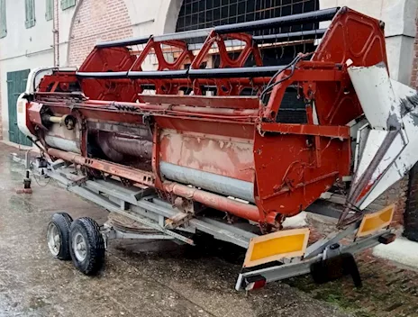 Mietitrebbia Laverda 3790 idrostatica con clima anno 1987