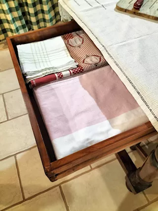Tavolo Pranzo, in legno, in buone condizioni - Foto 5