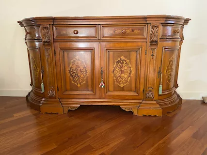 Credenza stile neoclassico in legno