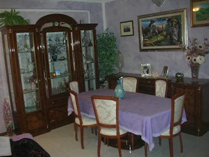Soggiorno in radica di noce