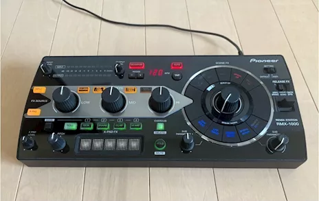 Pioneer DJ RMX-1000