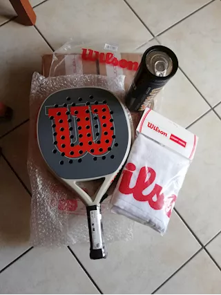 Racchetta padel