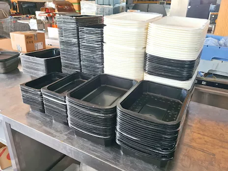 Vaschette gastronorm molto usate