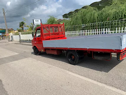Furgone Iveco Km 1000, modello 35 - Anteprima 2
